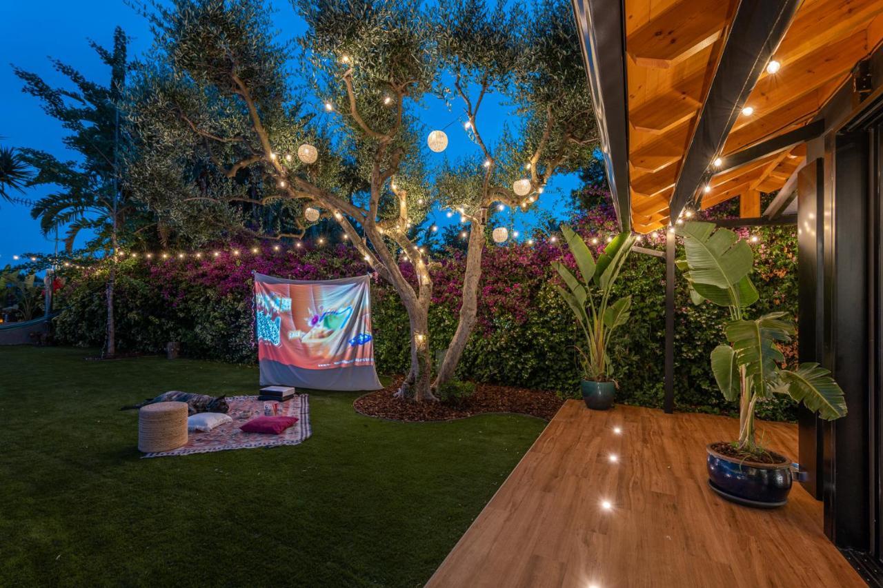 Barcelona'S Tropical Oasis Villa ซานต์ ฮัสต์ เดสเวร์น ภายนอก รูปภาพ