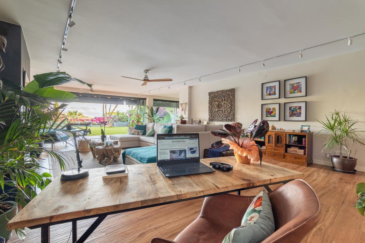 Barcelona'S Tropical Oasis Villa ซานต์ ฮัสต์ เดสเวร์น ภายนอก รูปภาพ
