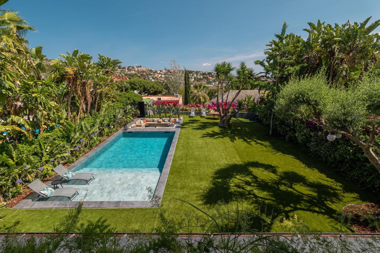 Barcelona'S Tropical Oasis Villa ซานต์ ฮัสต์ เดสเวร์น ภายนอก รูปภาพ